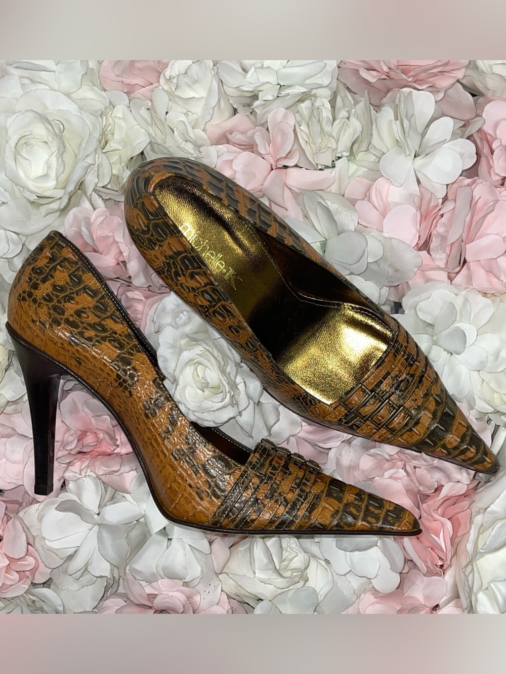 Michelle K Leather Croc-Embossed Pointed Toe High Heel Pumps